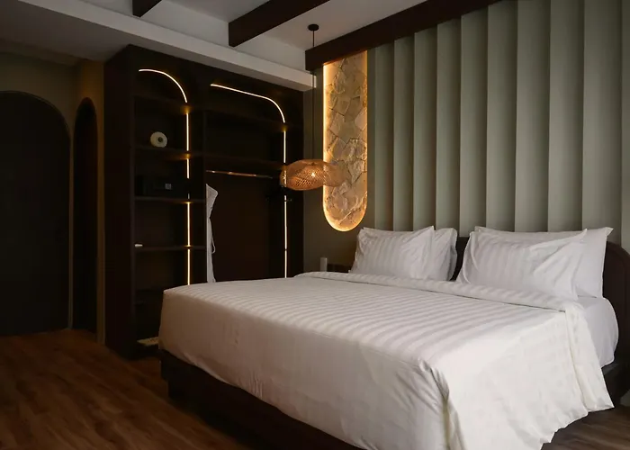 Hygge And Seminyak (Bali)