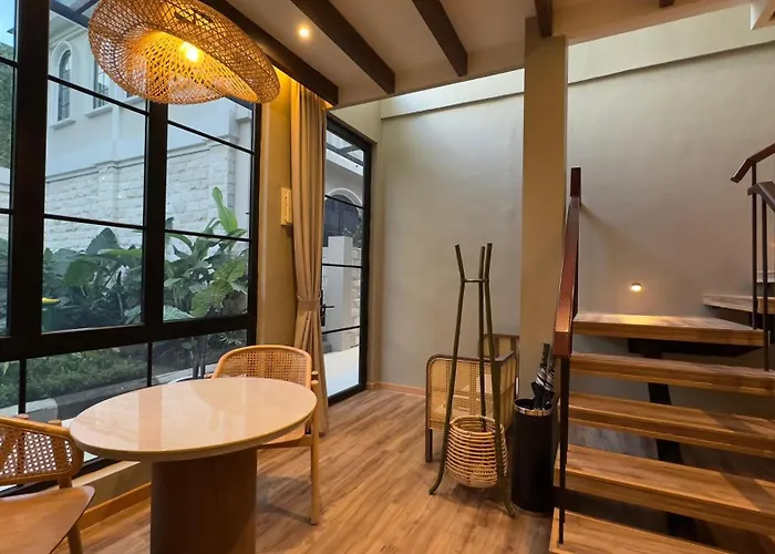 Hygge And 4* Seminyak (Bali)